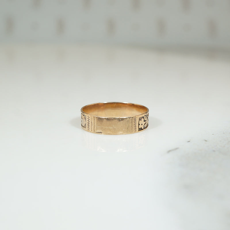 Miniature Cigar Band Engraved with Flowers