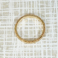 Crisp Detail Faceted Bars & Flowers Gold Band