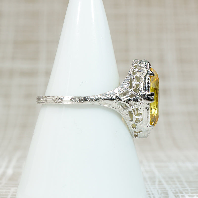Startling Yellow Uranium Glass Filigree Ring