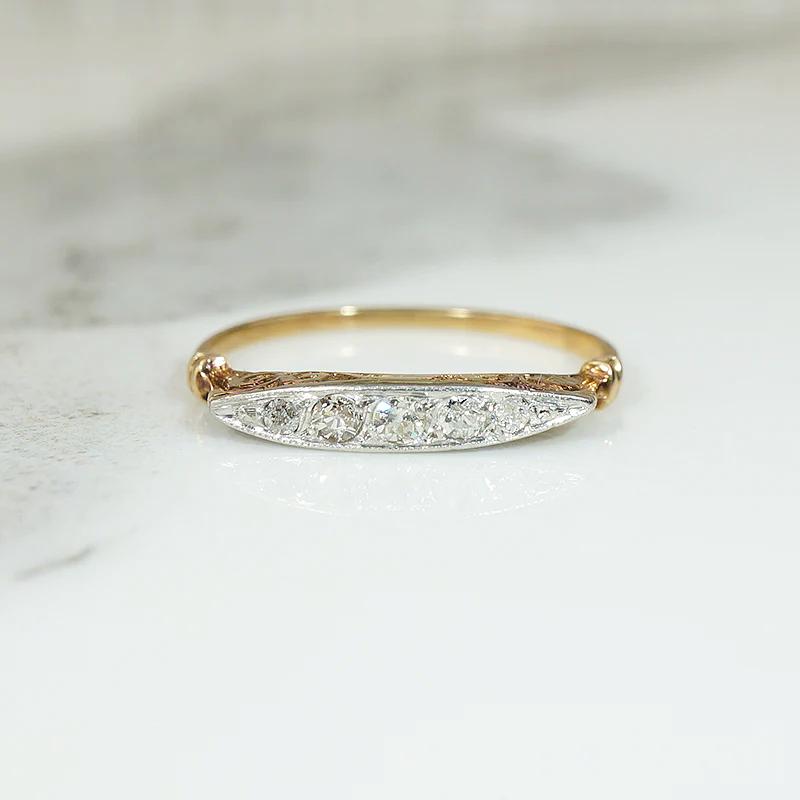 Elegant Edwardian Diamond Band in Platinum & 15ct