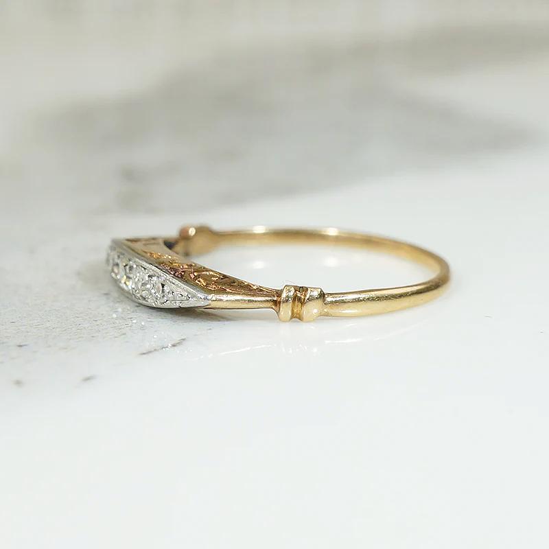 Elegant Edwardian Diamond Band in Platinum & 15ct