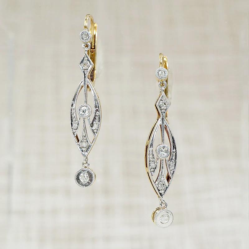 Edwardian Dream Earrings in Platinum 18k & Diamonds