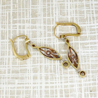 Edwardian Dream Earrings in Platinum 18k & Diamonds