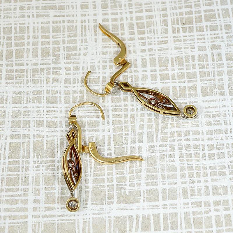 Edwardian Dream Earrings in Platinum 18k & Diamonds