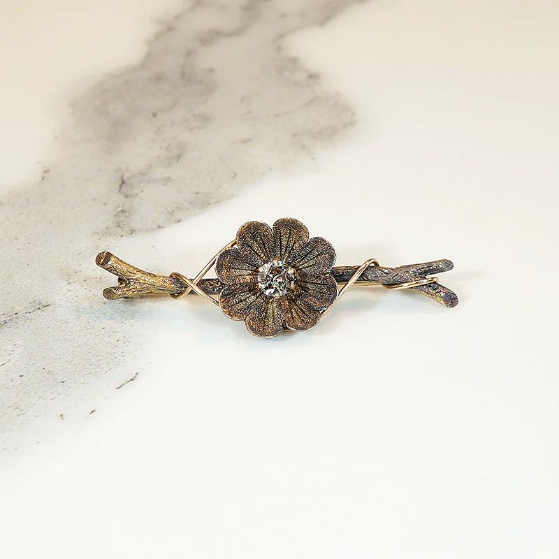 Naturalistic Twig & Flower Brooch with Cognac Diamond