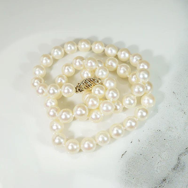 Classic Pearl Choker with Gold Clasp