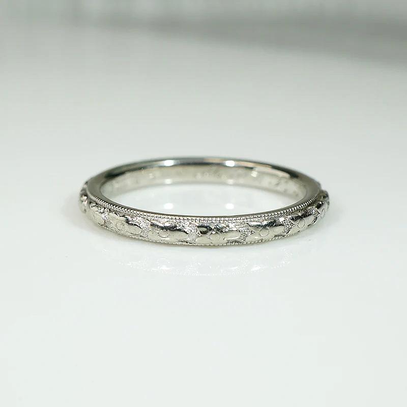 Fresh "Orange Blossom" White Gold Band by Traub