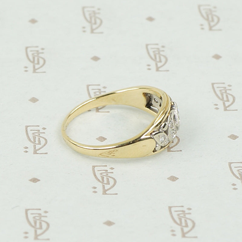 Romantic 1940's Two-Tone Diamond Band