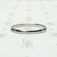 Knife Edge Band in White Gold by Jabel