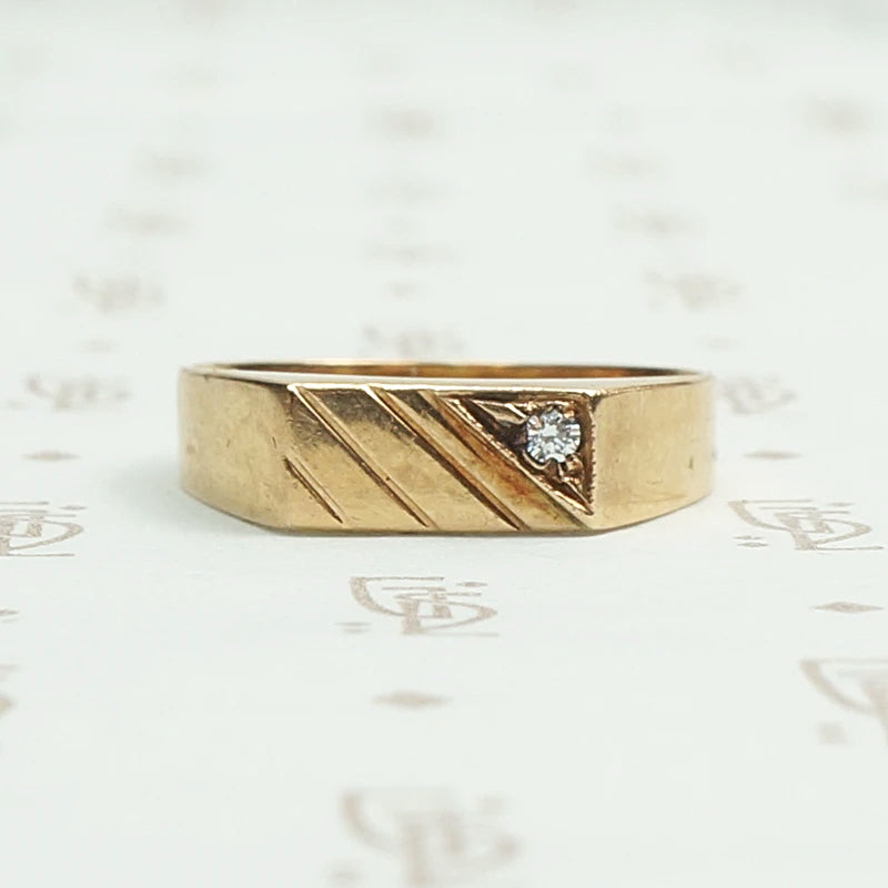 Stylish Asymmetrical Signet Ring