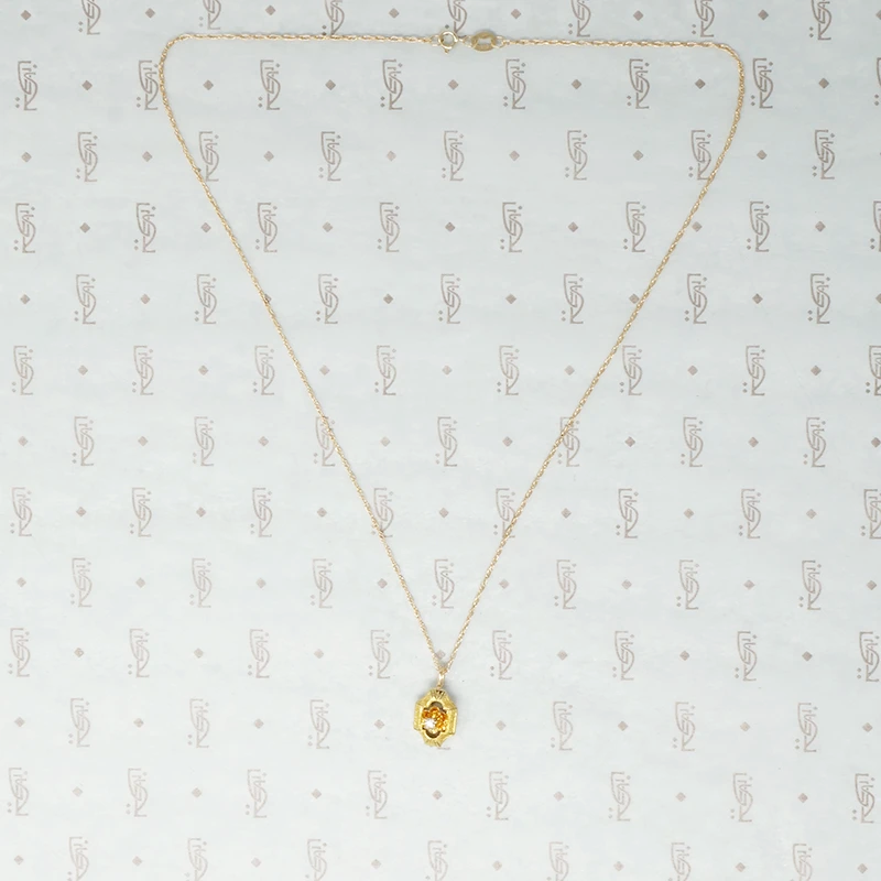 Beautifully Engraved Art Deco Gold and Diamond Pendant