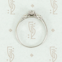 Elegant 1940s Platinum Diamond Engagement Ring