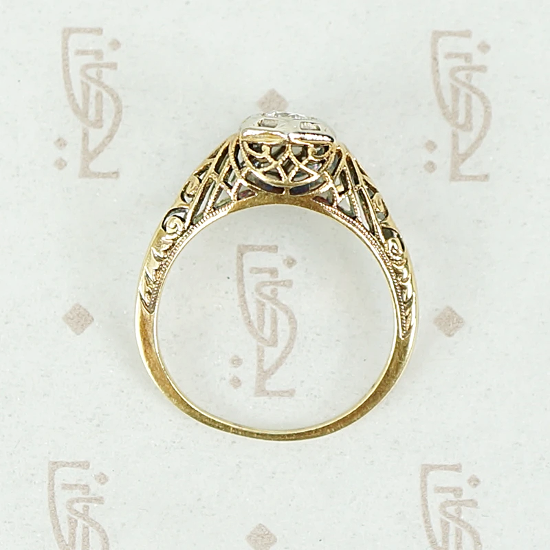 Sweet Yellow Gold Filigree Diamond Solitaire