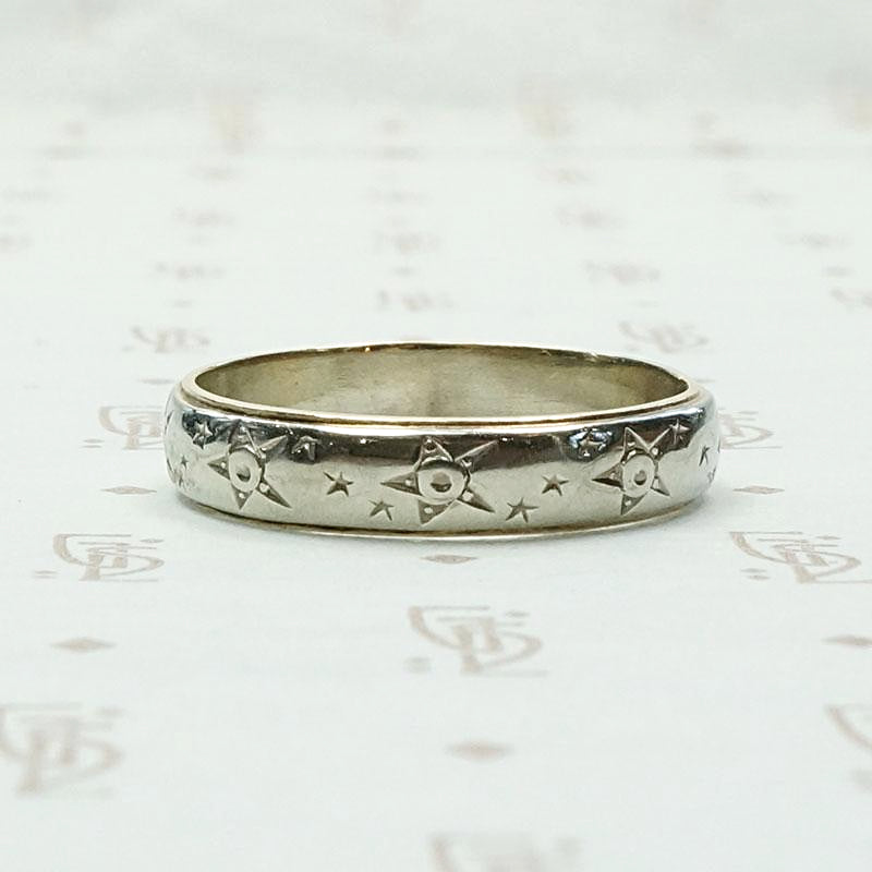 Starry Two Tone Gold 1920s Band