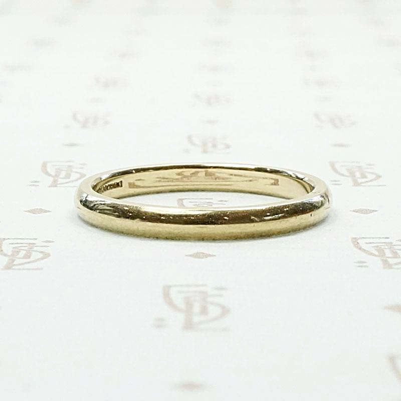 Slim Artcarved Vintage  Gold Wedding Band