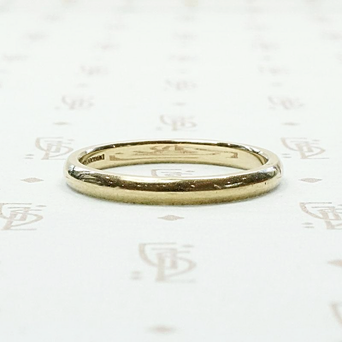Slim Artcarved Vintage  Gold Wedding Band