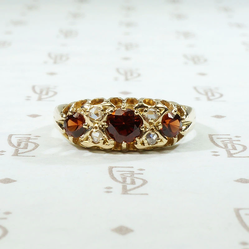 Lush Garnet & Diamond 18ct English Band 