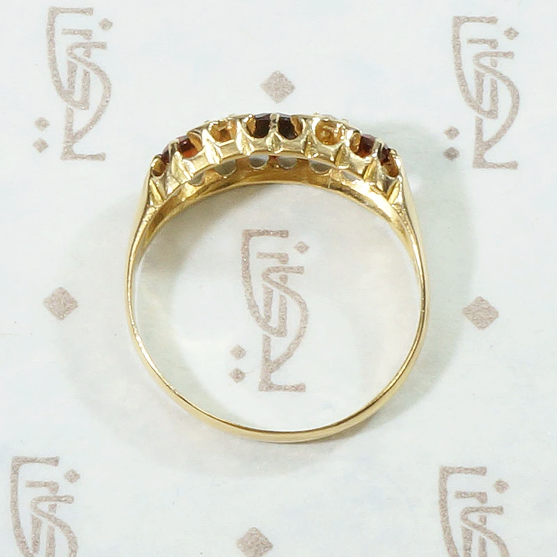 Lush Garnet & Diamond 18ct English Band 