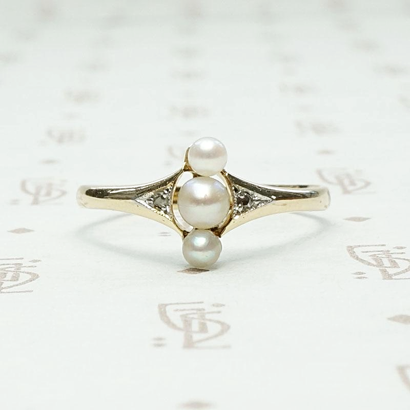 Delicate Diamond & Pearl c. 1900 Ring
