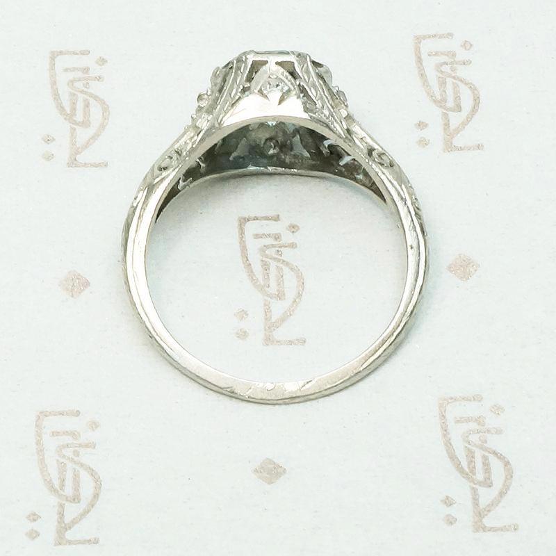 Dreamy Aquamarine Ring in Platinum Filigree