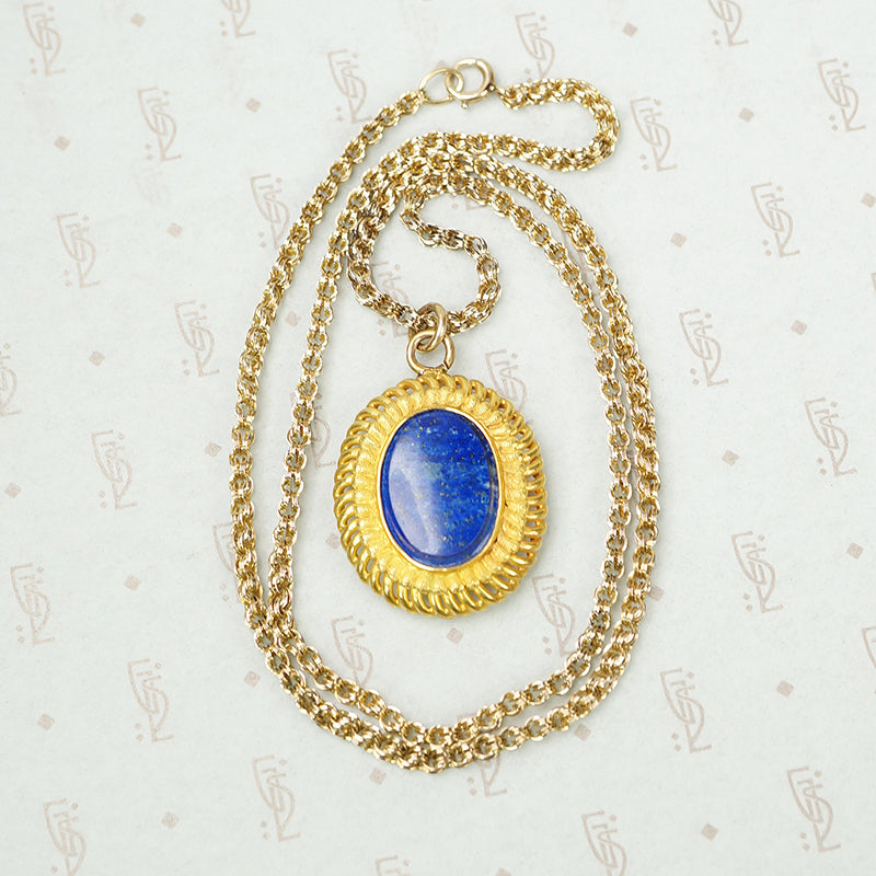 Gorgeous 15ct Gold Locket set with Lapis