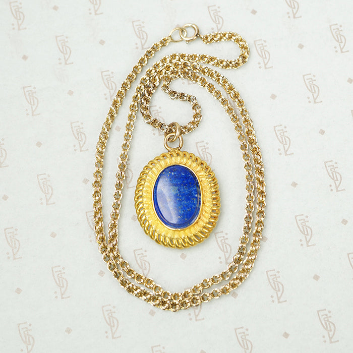 Gorgeous 15ct Gold Locket set with Lapis