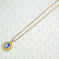 Gorgeous 15ct Gold Locket set with Lapis