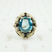 Vintage Green and Rose 18k Gold Blue Zircon Ring