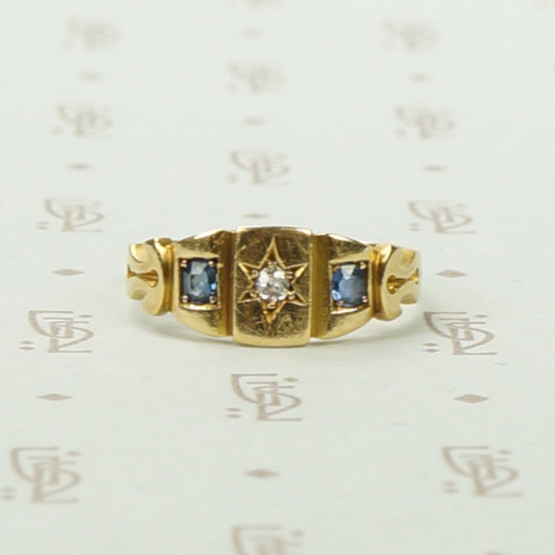 Charming Victorian Band in 18k Gold, Sapphires and Diamond
