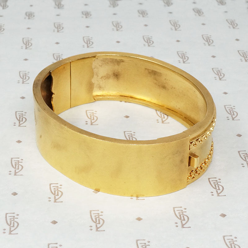 Luxuriously Detailed Pinchbeck Hinged Bangle