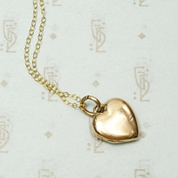 Antique Heart Locket in 18k Rose Gold, detail