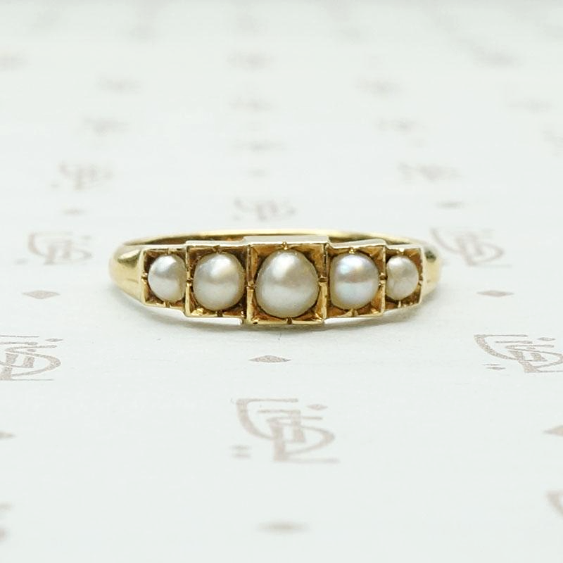 18ct English Gold Step-Side Pearl Band