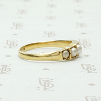 18ct English Gold Step-Side Pearl Band