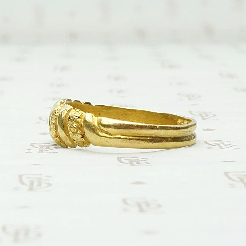 Unusual Twisted Gold Band with Flowers & Facets