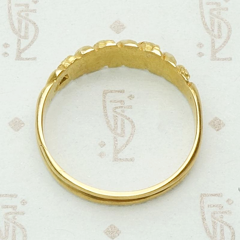 Unusual Twisted Gold Band with Flowers & Facets