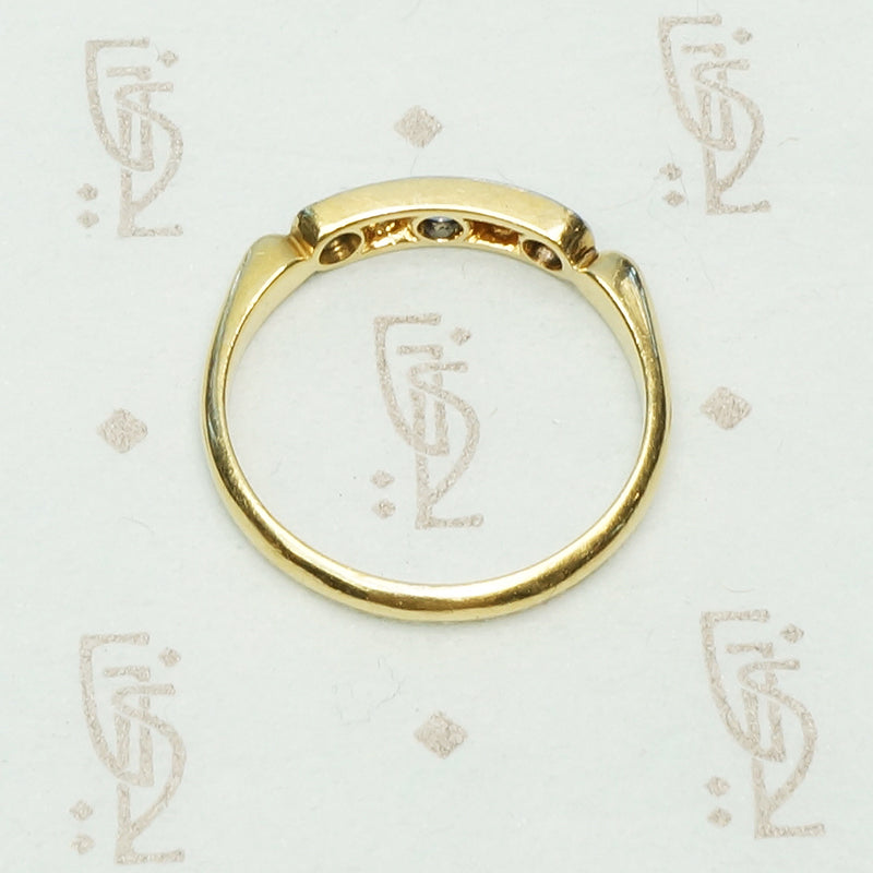 Cornflower Blue Sapphire and Diamond Band