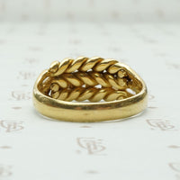 English 18ct Braid & Ball Keeper Ring
