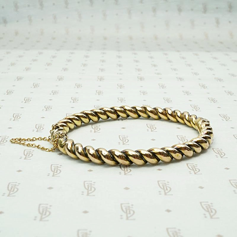 Twisted 18k Gold Edwardian Bangle