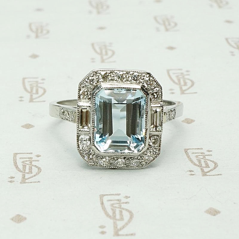 Architectural Aquamarine Art Deco Cocktail Ring