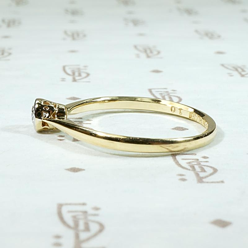 Petite 1930s Platinum & 18ct Gold Diamond Engagement Ring
