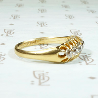 Glossy 18ct Gold English Diamond Belcher Band