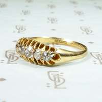 Glossy 18ct Gold English Diamond Belcher Band