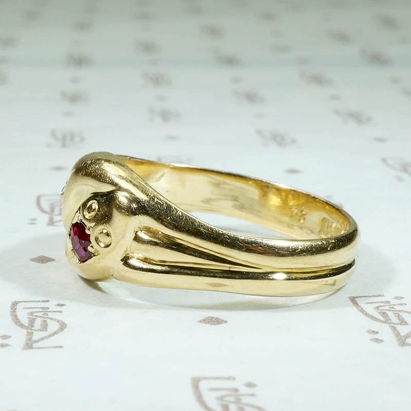 Sweet English 18ct Snake Ring with Diamond & Ruby