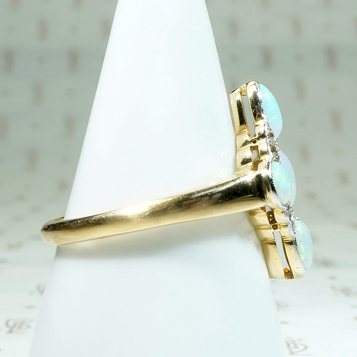 Gorgeous Antique Opal & Rose Cut Diamond Ring
