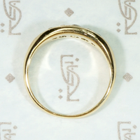Elegant Edwardian 18ct Gold & Diamond English Band