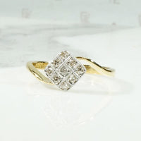 Diamond Checkerboard Cluster with Curvy Band