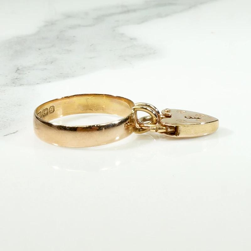 Charming English Rose Gold Heart Padlock Band