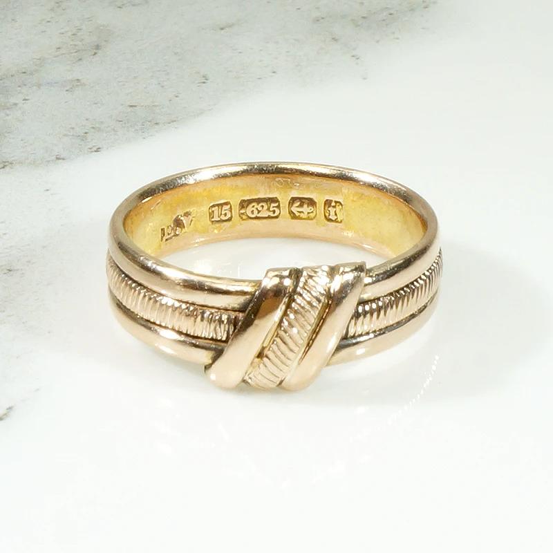English 15ct Gold Victorian Band