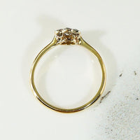 Sweet Little Flower Diamond Ring in Platinum & 18ct