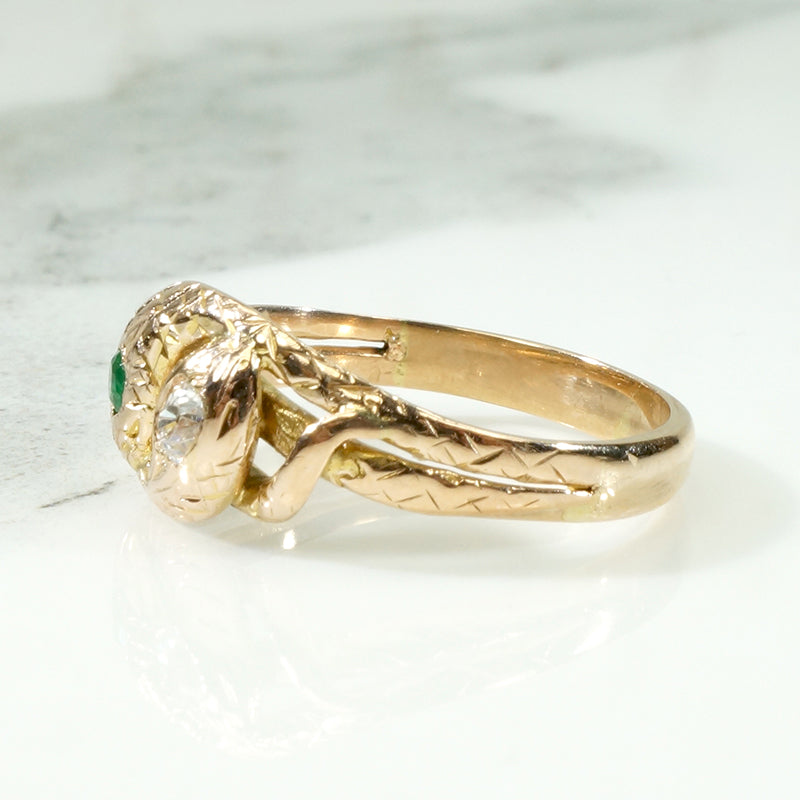 Double Snake Ring with Emerald & Diamond